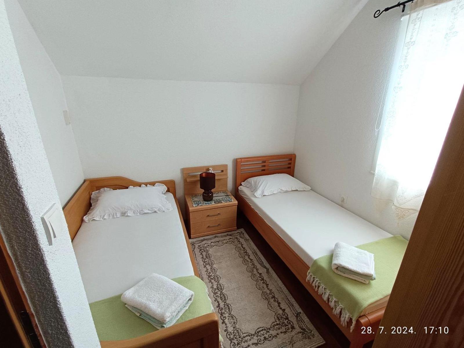 Vacation Home "Cehic" คูเลนวาคูฟ ภายนอก รูปภาพ